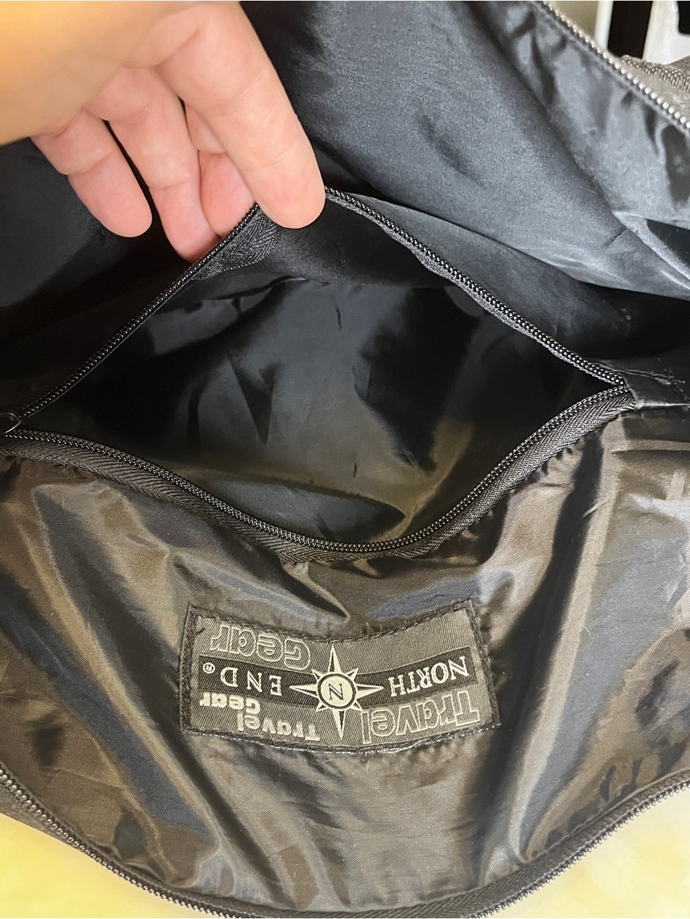 EUC North End Black Travel Duffel Bag, Sport bag weekends, Versatile Carryal - Picture 9 of 15